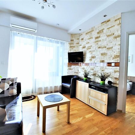 Wilanow Apartment Warsaw Exterior photo