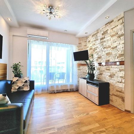 Wilanow Apartment Warsaw Exterior photo